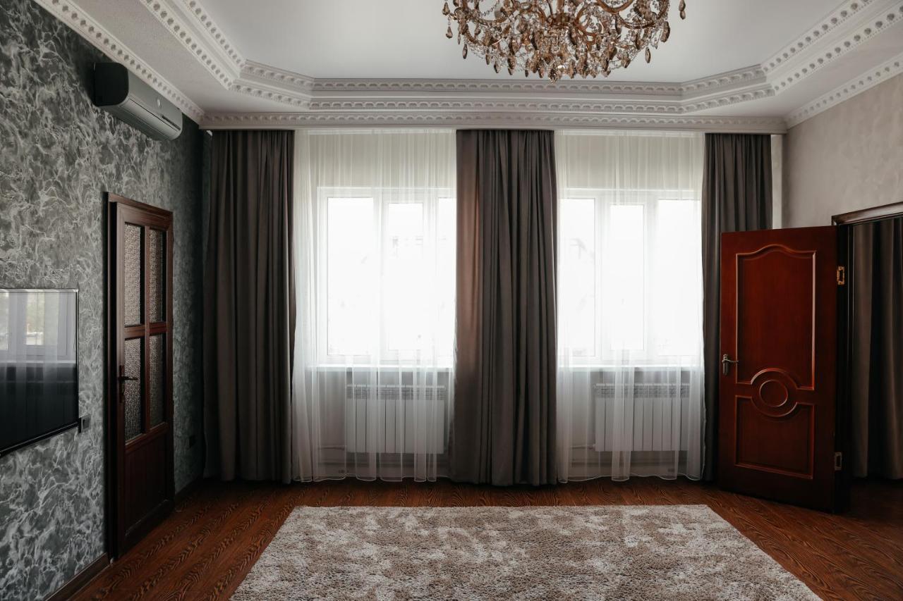 Grand Hotel Bishkek Exterior photo