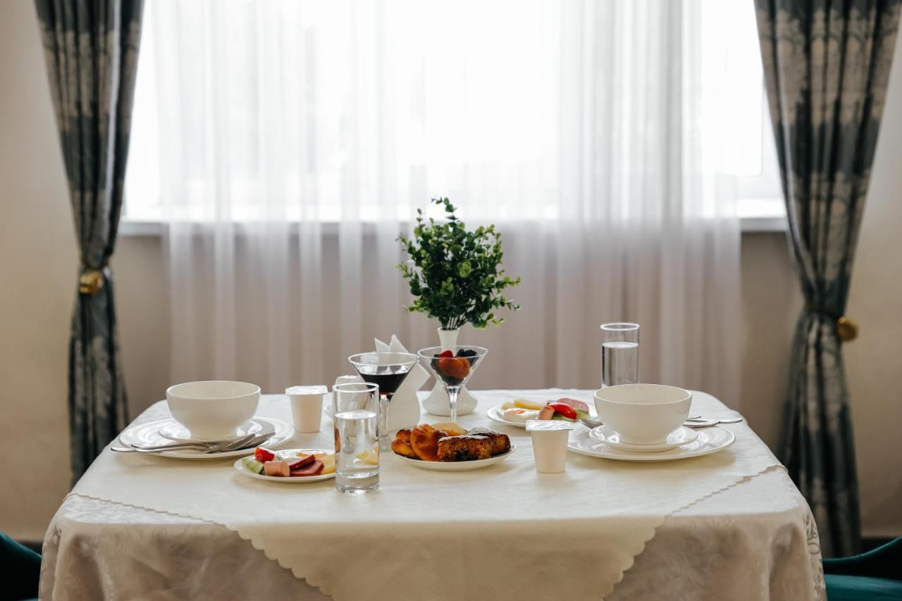 Grand Hotel Bishkek Exterior photo