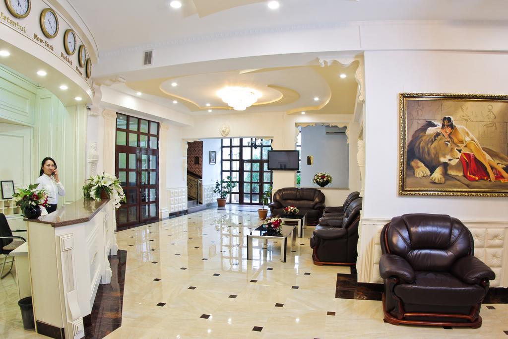 Grand Hotel Bishkek Exterior photo