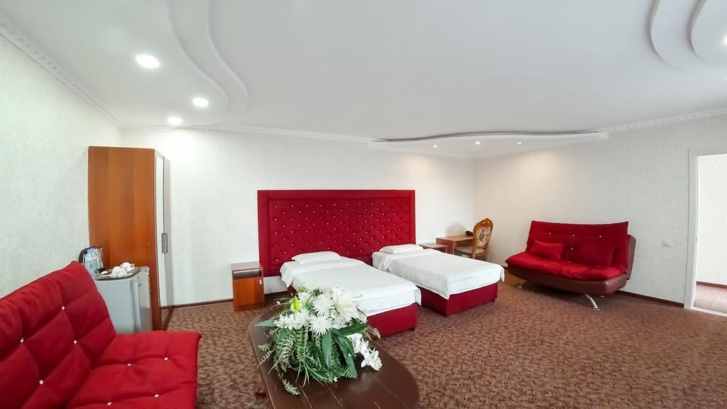 Grand Hotel Bishkek Exterior photo